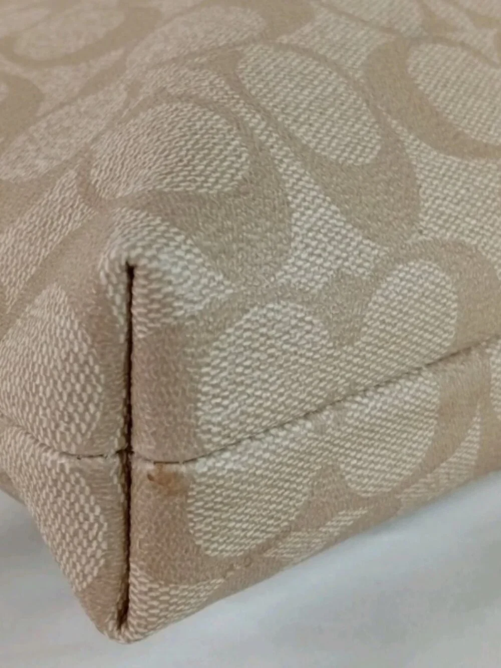 Pre-Owned Coach File Crossbody In Signature Canvas F58297 Beige *BAG ONLY*